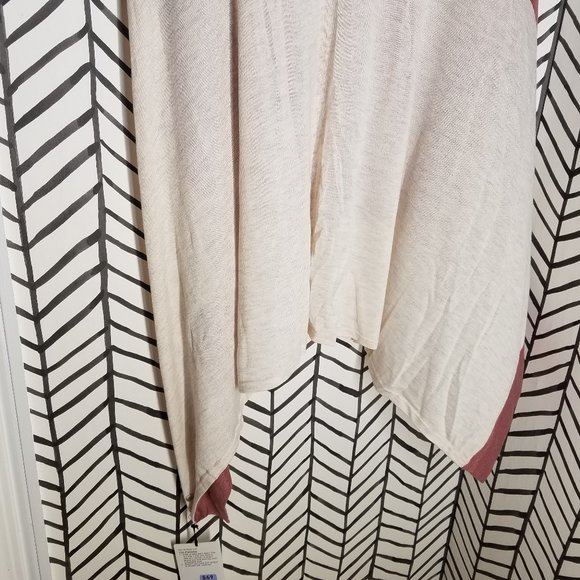 Lululemon Yin Poncho Heathered Cherry Tint Dune - Picture 3 of 8